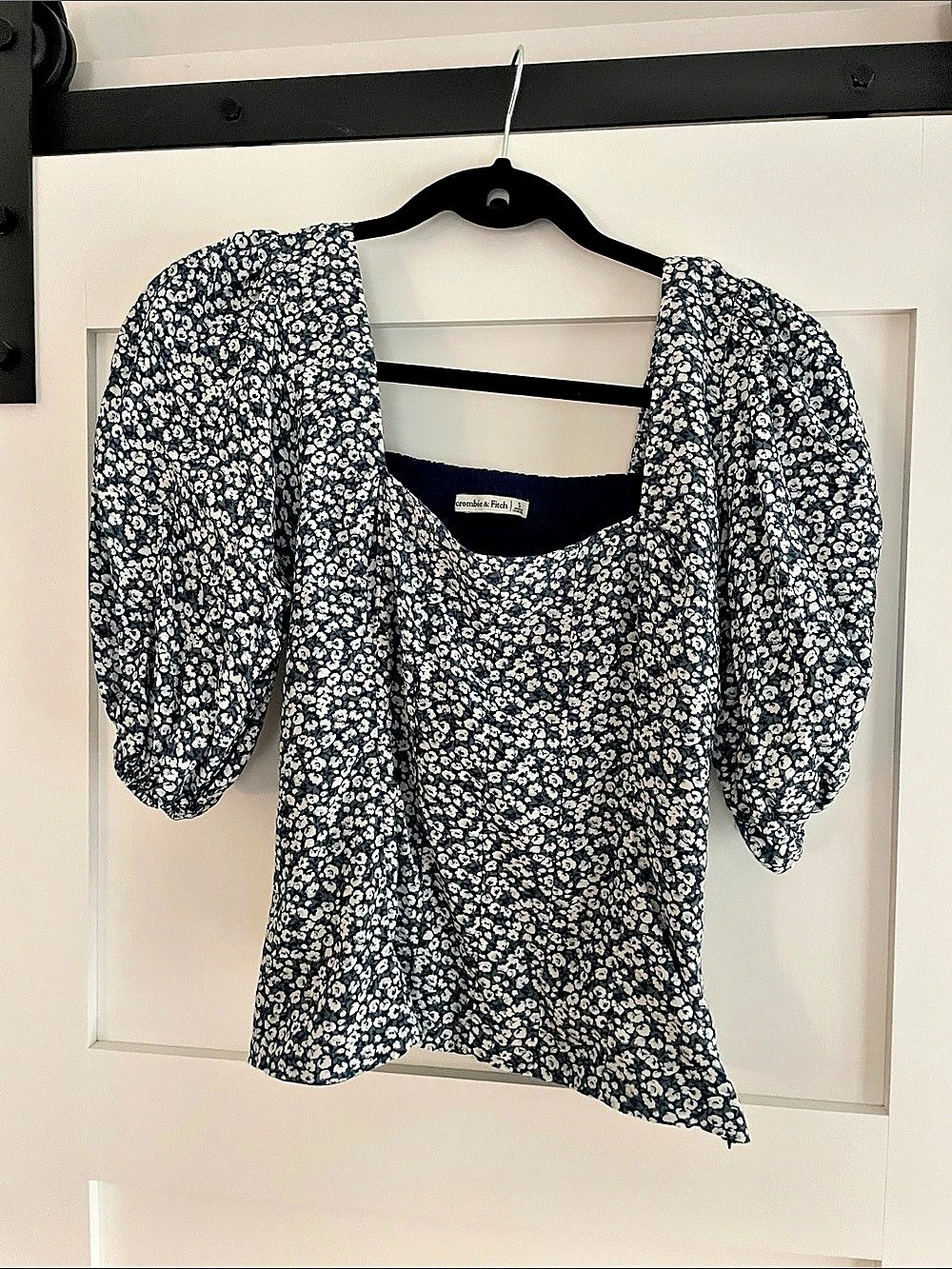 Abercrombie & Fitch Blue and White Floral Square-Neck Puff Sleeve